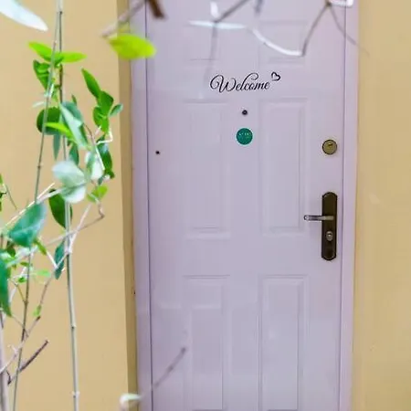 Luxe Haven On Lonyay By Newave Διαμέρισμα *