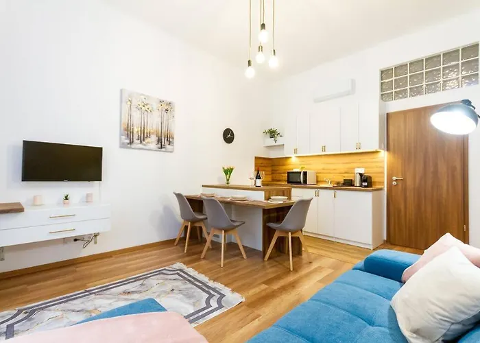Luxe Haven On Lonyay By Nw * Budapešť