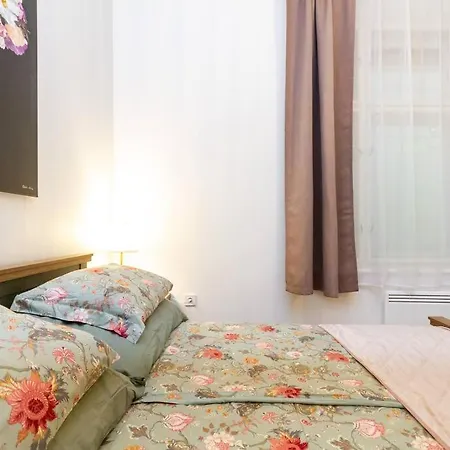 Luxe Haven On Lonyay By Nw Appartamento Budapest